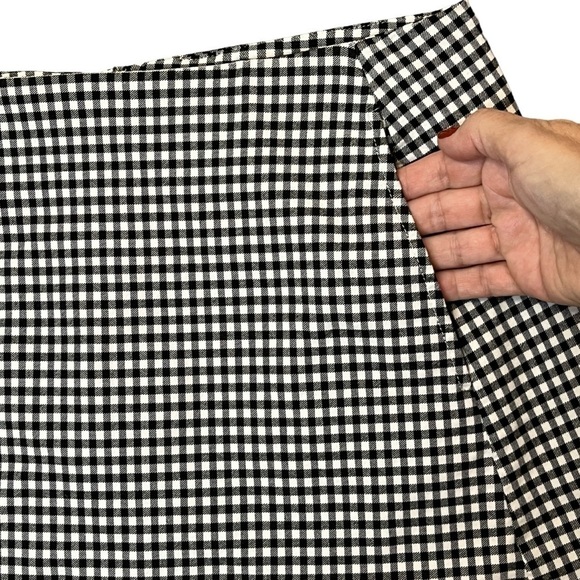 Urban Outfitters B & W Checkered Gingham Mini Skirt With Pockets Size M #957 - Picture 6 of 7